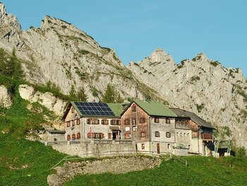 Purtschellerhaus vom Mandlgrat